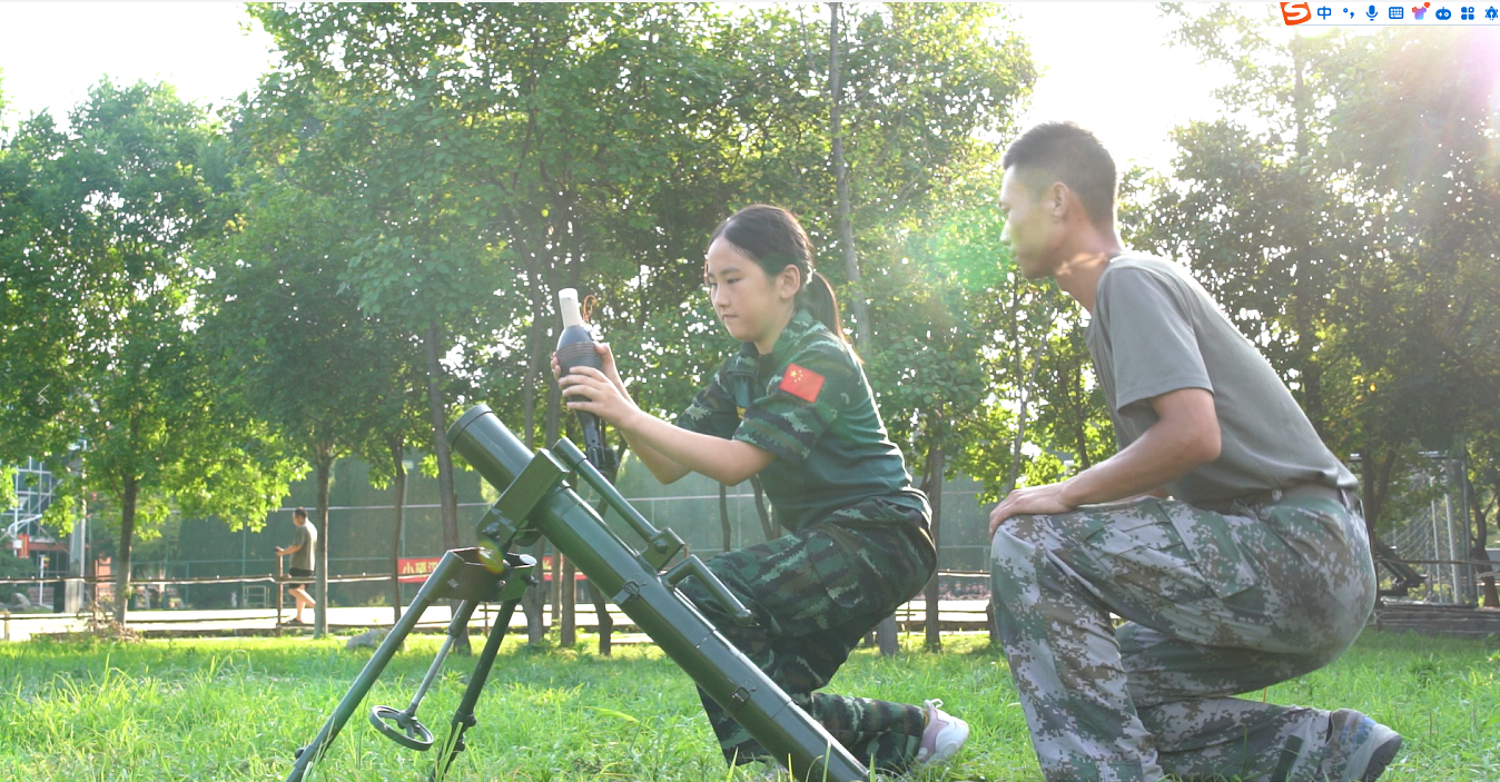軍事冬令營(yíng)