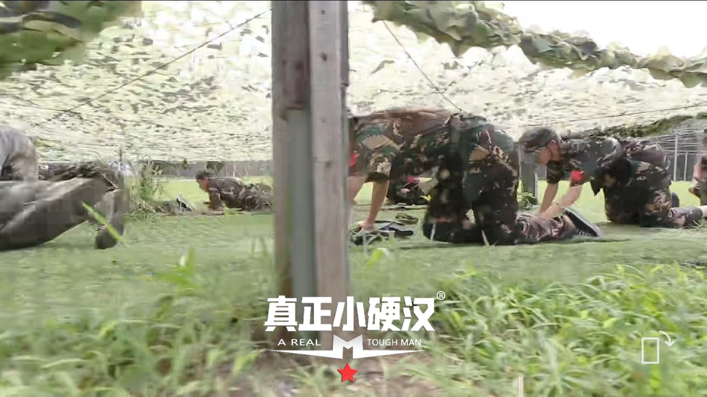 濟南小硬漢軍事夏令營(yíng)：濟寧暑假夏令營(yíng)將國防的種子埋入學(xué)生心中